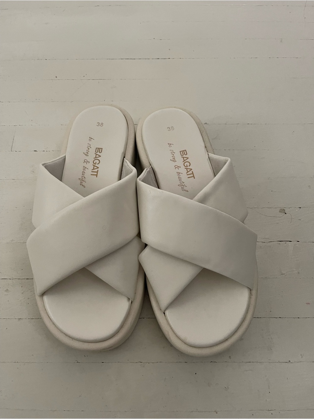 Bugatti White Crisscross Slide Mules